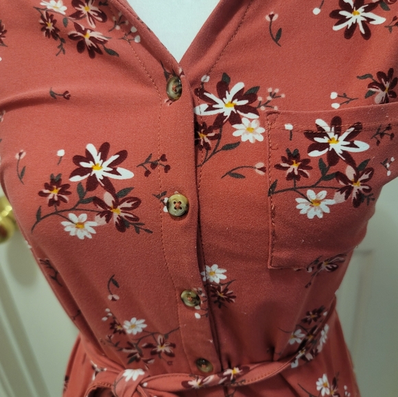 Floral dress - Picture 3 of 7